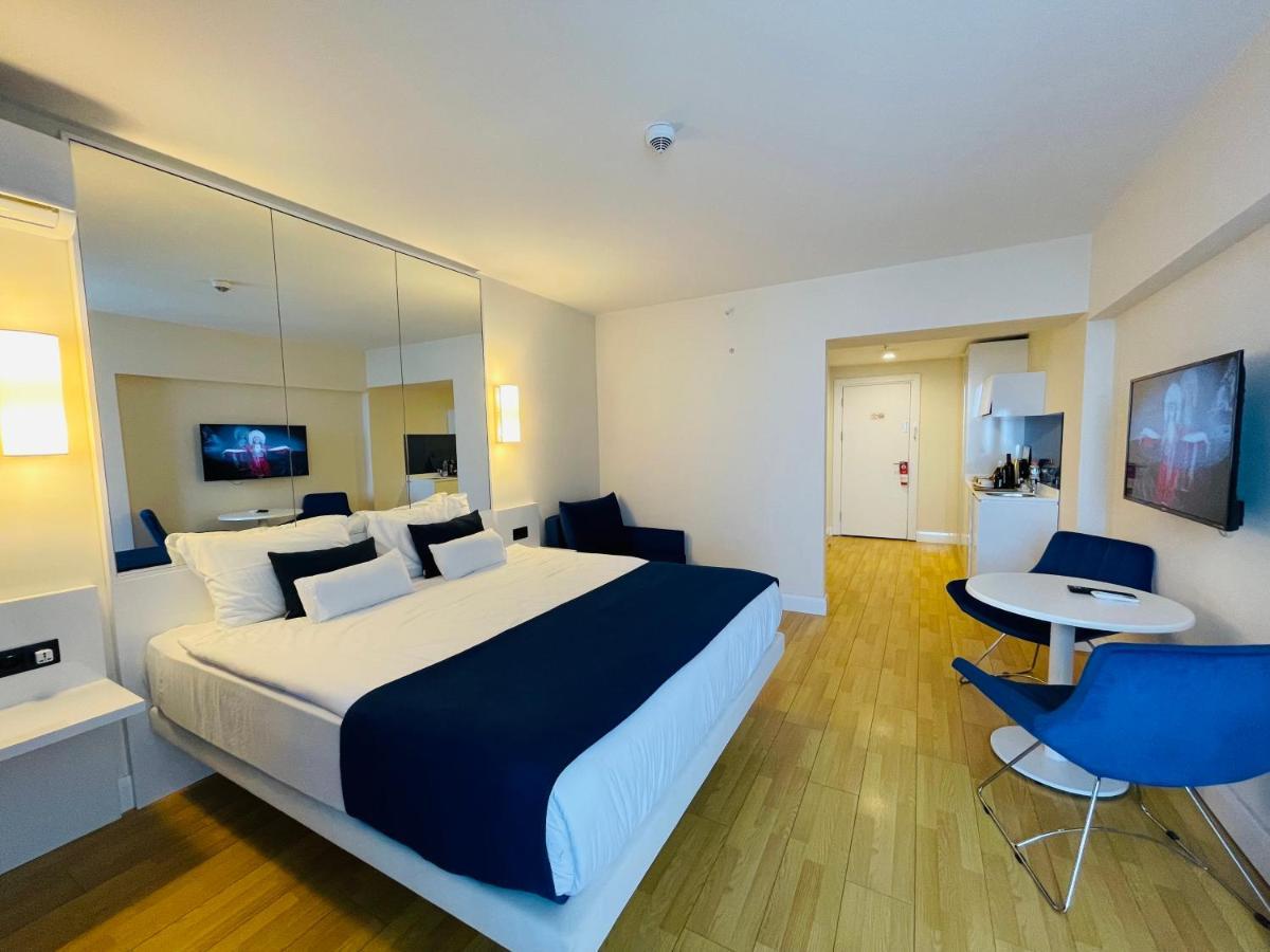 Batumi Floor40 Hotel Exterior photo
