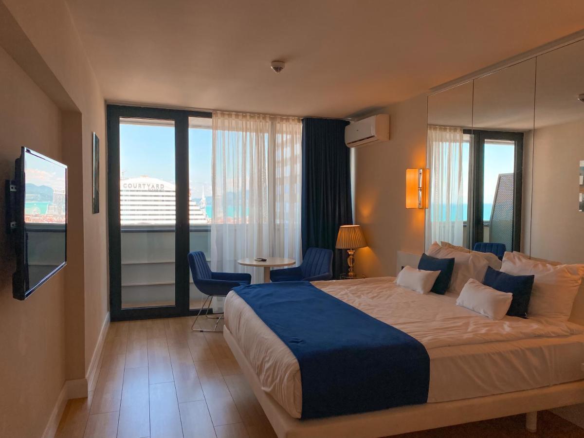 Batumi Floor40 Hotel Exterior photo